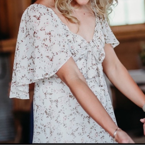 Altar’d State Floral Dress - Picture 2 of 8